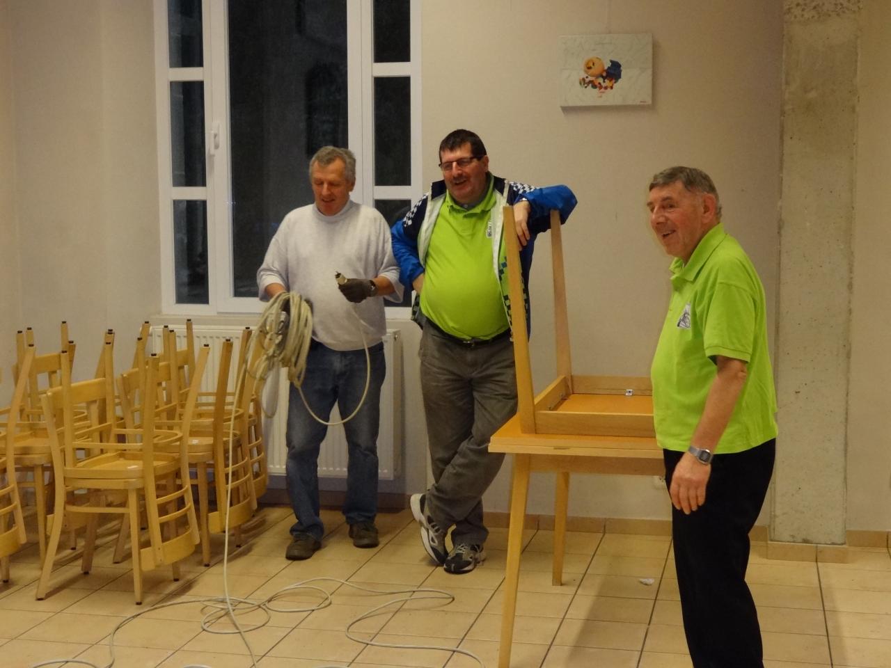 Les autres rigolent